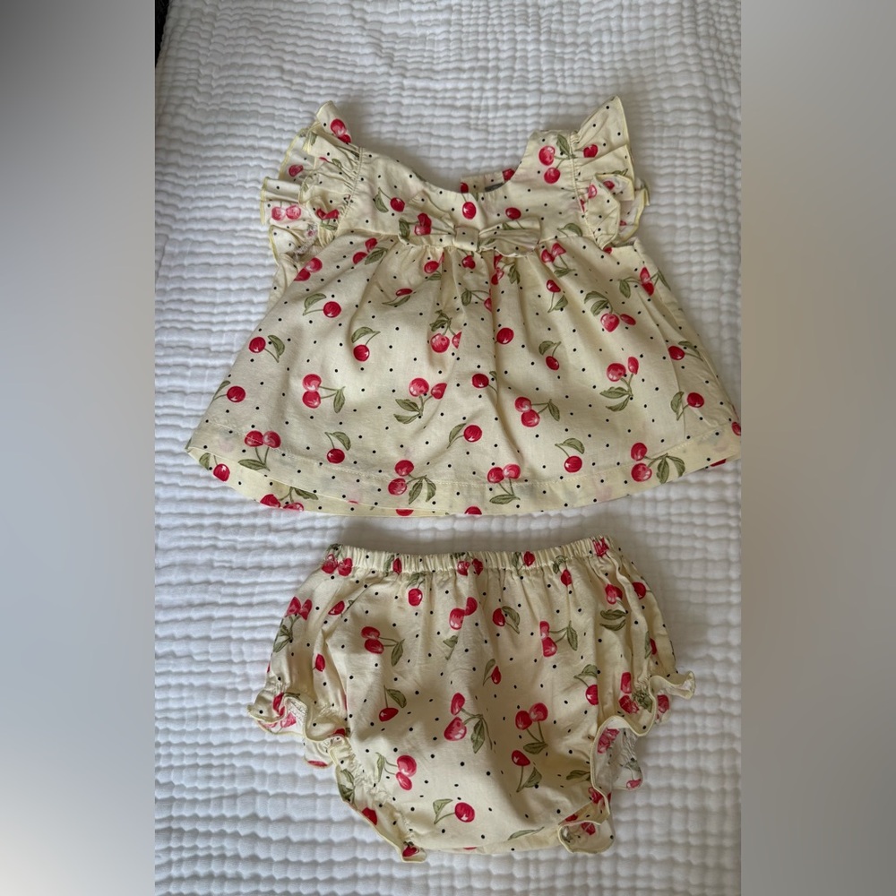 Adorable sleeveless top and Diaper Cover Set